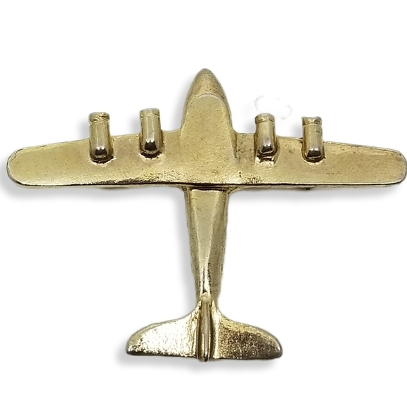 VINTAGE PISCES BRAND 1970s GOLDTONE WW2 BOMBER PLANE BROOCH - Picture 1 of 7